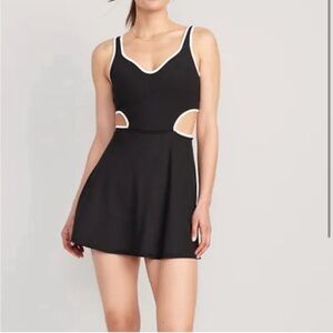 Old Navy PowerSoft Go Dry Athletic Dress with shorts cut out large tennis